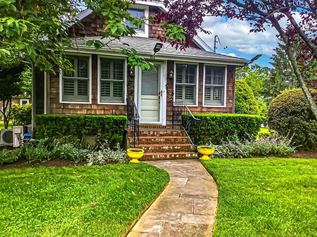 63 Union Ave, Center Moriches, NY 11934 - photo 1