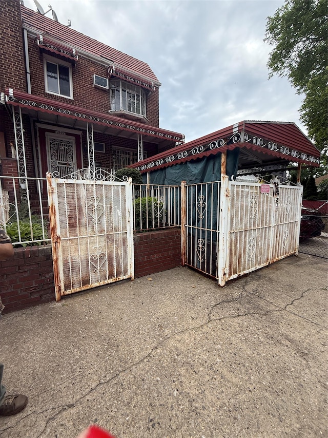 2449 92nd St, East Elmhurst, NY 11369 - view of gate