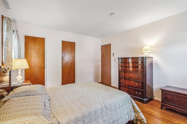 337 Atlantic Ave, Massapequa Park, NY 11762 - bedroom featuring wood finished floors and baseboards