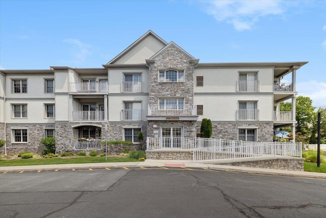 26 N De Baun Ave Unit 303, Suffern, NY 10901 - view of apartment building / complex