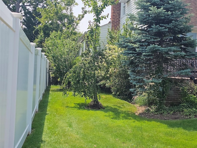 1078 Barbara Ct, North Bellmore, NY 11710 - photo 4