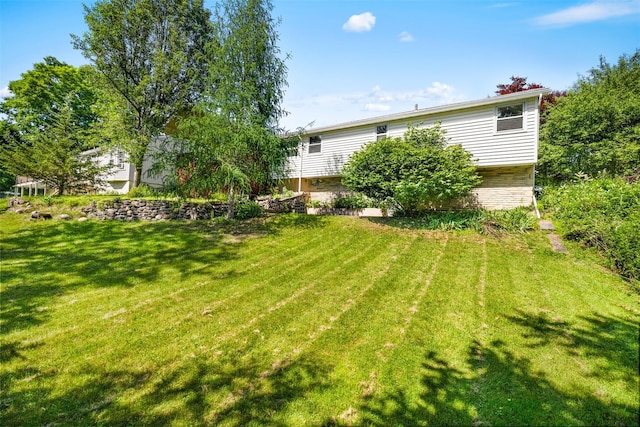 16 Stoll St, Port Jervis, NY 12771 - view of green lawn