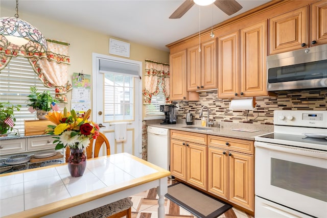 525 Cranston Ln, Ridge, NY 11961 - photo 4
