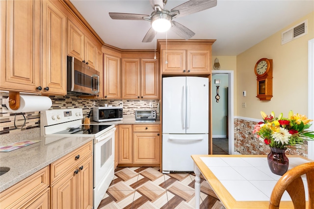 525 Cranston Ln, Ridge, NY 11961 - photo 6