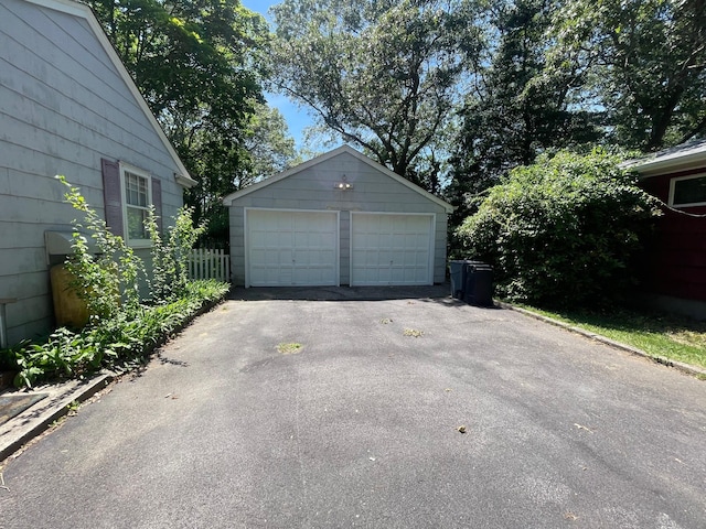 985 Ostrander Ave, Riverhead, NY 11901 - view of detached garage