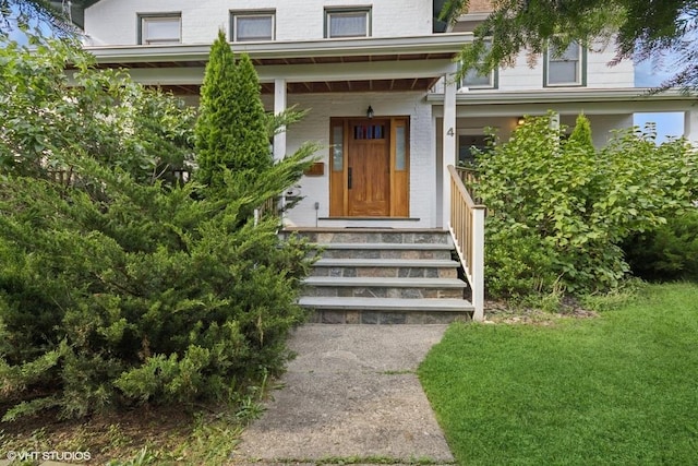 4 Dewindt St, Beacon, NY 12508 - entrance to property with covered porch