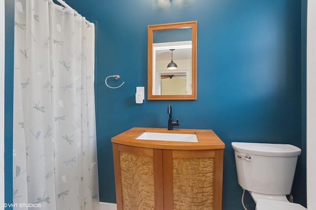 4 Dewindt St, Beacon, NY 12508 - bathroom with a sink and curtained shower