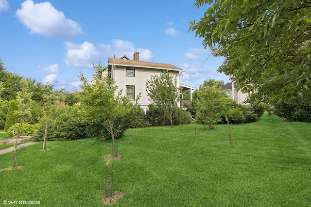 4 Dewindt St, Beacon, NY 12508 - view of green lawn