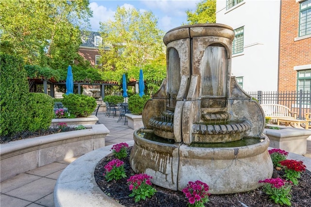 1 Christie Pl Unit 205E, Scarsdale, NY 10583 - view of community with a patio area
