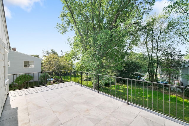 2 Danby Pl, Yonkers, NY 10710 - view of patio / terrace