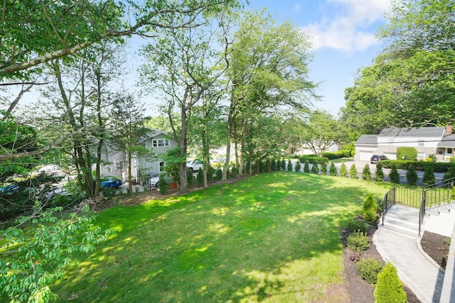 2 Danby Pl, Yonkers, NY 10710 - view of green lawn