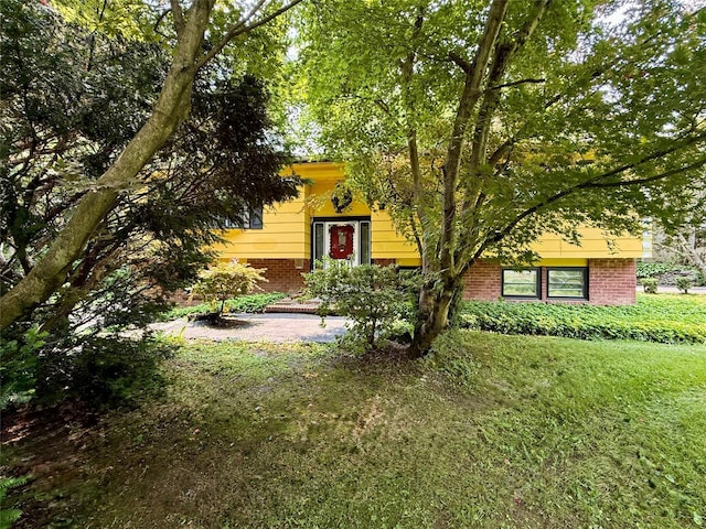 5 Spruce Dr, Hyde Park, NY 12538 - photo 1
