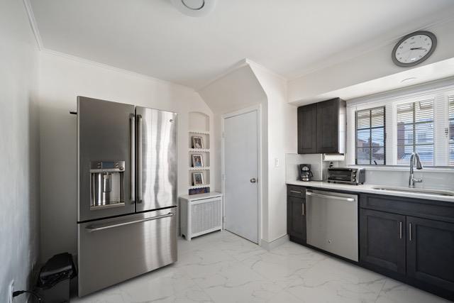 56-30 215th St, Oakland Gardens, NY 11364 - photo 5
