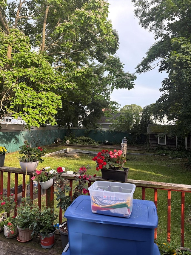 40 Samuel St, Ronkonkoma, NY 11779 - view of grassy yard