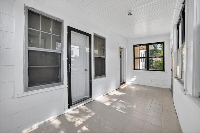 439 S 7th Ave, Mount Vernon, NY 10550 - view of unfurnished sunroom