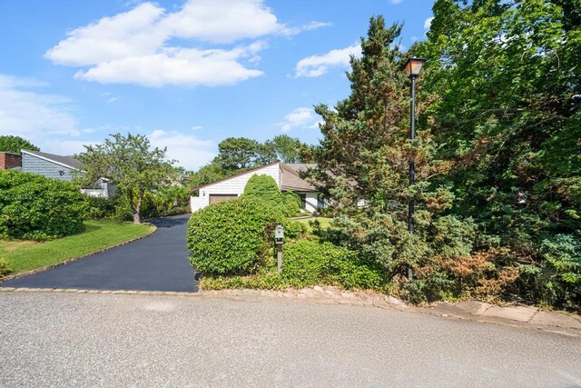 25 Nantucket Dr, Medford, NY 11763 - photo 34