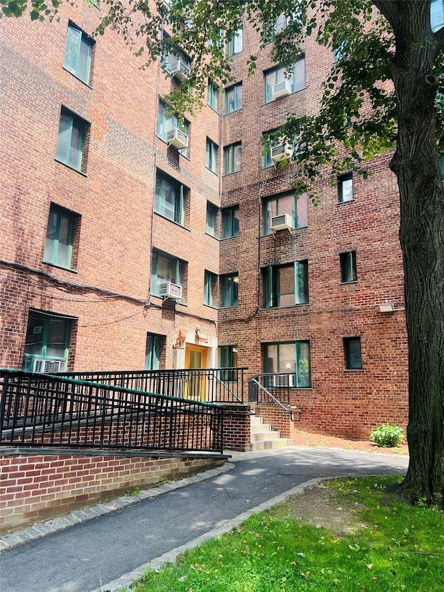 1722 Purdy St Unit 1H, Bronx, NY 10462 - view of apartment building / complex