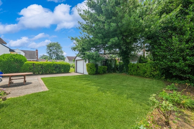 66 Gates Ave, Valley Stream, NY 11580 - view of grassy yard with concrete driveway