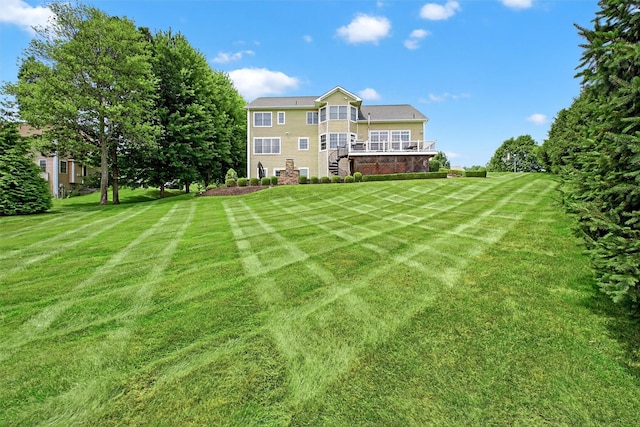 36 Ballymeade Rd, Hopewell Junction, NY 12533 - view of green lawn