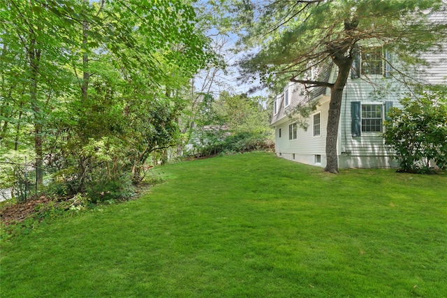 21 Kipp St, Chappaqua, NY 10514 - view of grassy yard