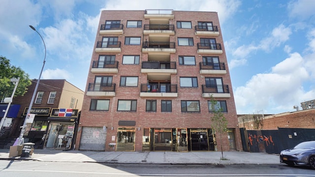 172-18 Jamaica Ave Unit 2B, Jamaica, NY 11432 - photo 1