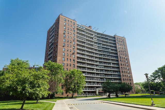 61-25 98th St Unit 11E, Rego Park, NY 11374 - view of apartment building / complex