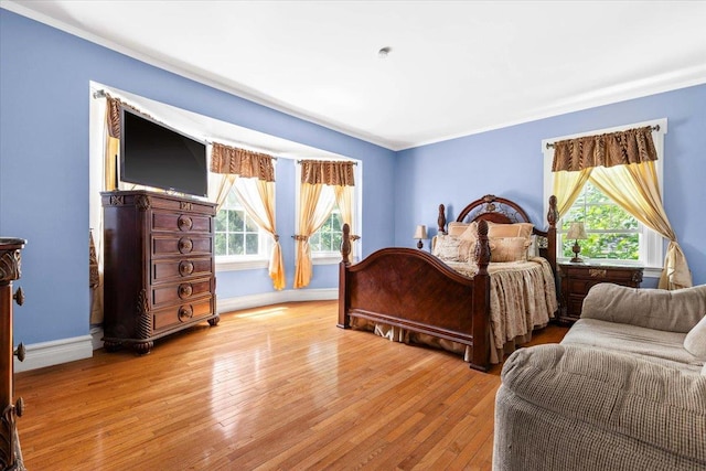 20 The Blvd, New Rochelle, NY 10801 - bedroom featuring light wood finished floors and ornamental molding