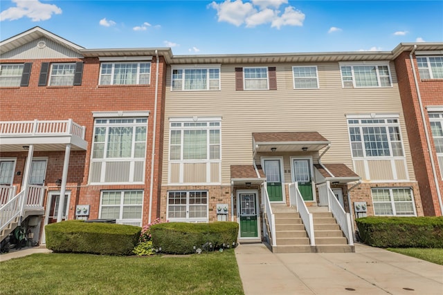 116 Surf Dr Unit 465, Bronx, NY 10473 - photo 1