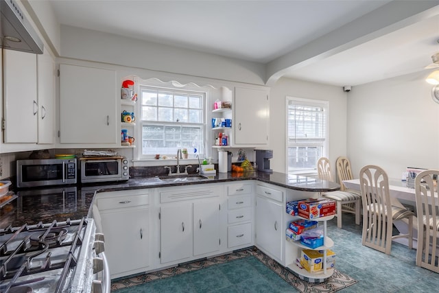 474 Newton St, Westbury, NY 11590 - photo 2
