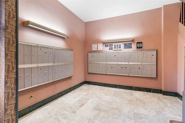 69-10 Yellowstone Blvd Unit 505, Forest Hills, NY 11375 - photo 6