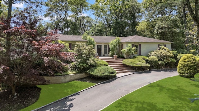 14 Durham Dr, Dix Hills, NY 11746 - photo 1