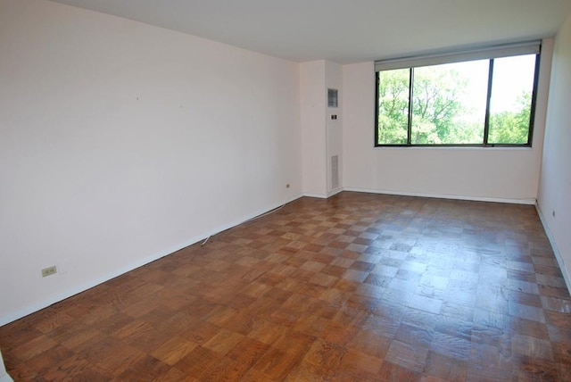 27110 Grand Central Pkwy Unit 3C, Floral Park, NY 11005 - photo 4