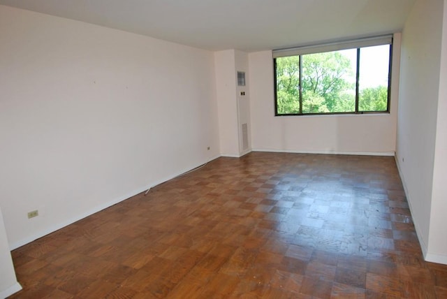 27110 Grand Central Pkwy Unit 3C, Floral Park, NY 11005 - photo 5