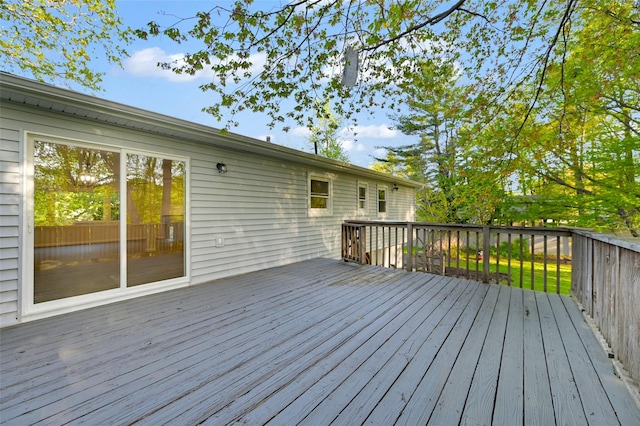 23 White Oak Ln, Bardonia, NY 10954 - view of wooden deck