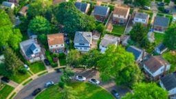 33 Park Cir, New Hyde Park, NY 11040 - view of property location featuring nearby suburban area
