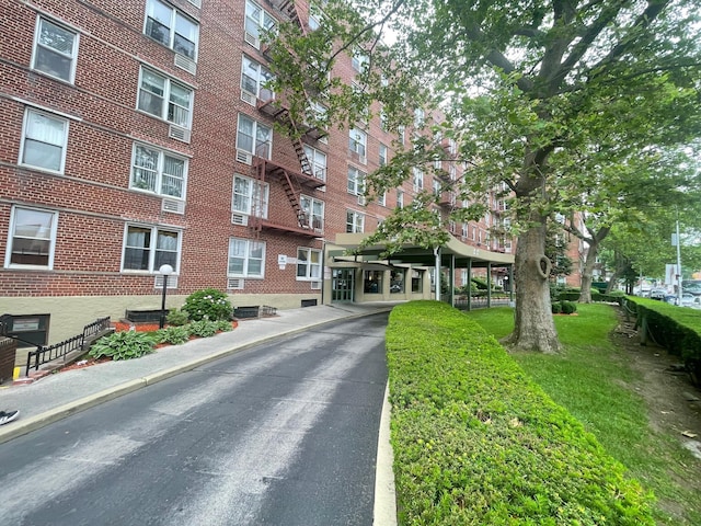 59-30 108th St Unit 2Jj, Corona, NY 11368 - photo 1