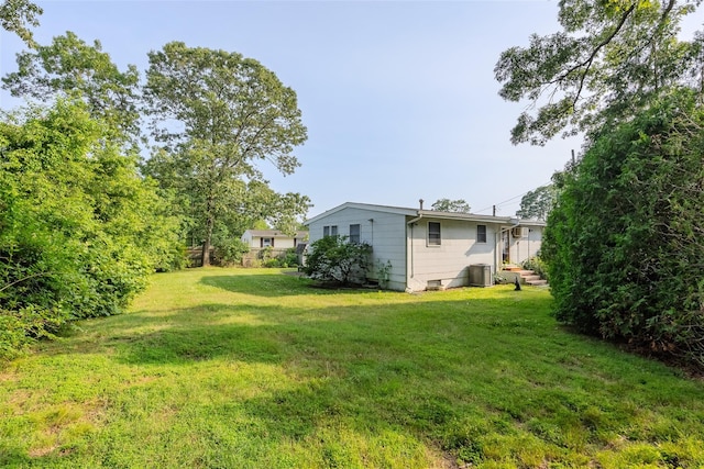 10 Jan Ct, Ronkonkoma, NY 11779 - view of green lawn