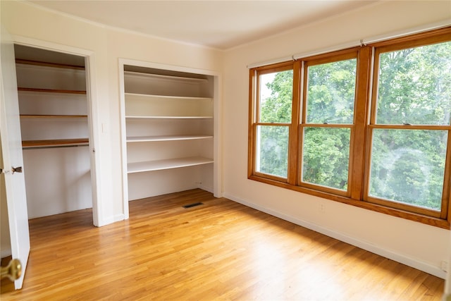 81 Seaview Ave, New Rochelle, NY 10801 - unfurnished room featuring light wood-style flooring