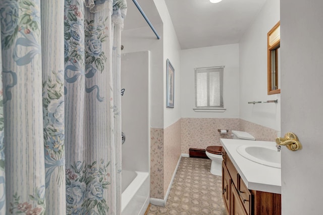156 Creamery Rd Unit Tr20, Swan Lake, NY 12783 - full bathroom with vanity, shower / bathtub combination with curtain, and wainscoting