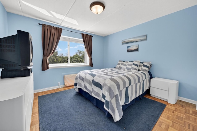 414 Benedict Ave Unit 5B, Tarrytown, NY 10591 - bedroom with baseboards