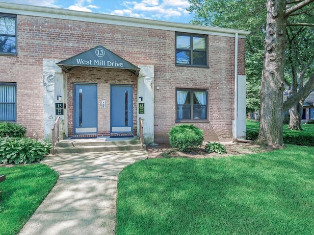 13 W Mill Dr Unit 3A, Great Neck, NY 11021 - photo 2