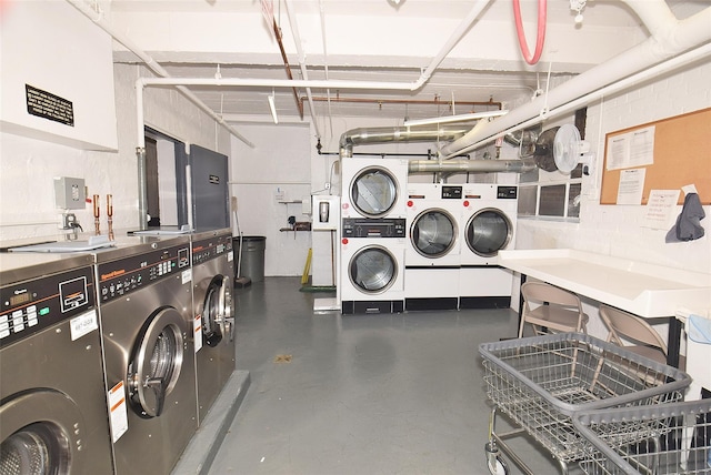 18-70 211th St Unit 5K, Bayside, NY 11360 - community laundry featuring stacked washer and clothes dryer and washer and clothes dryer