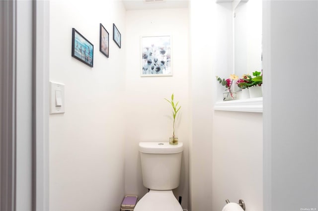 60-09 170th St, Flushing, NY 11365 - bathroom with toilet