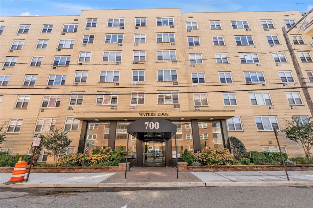700 Shore Rd Unit 5Ee, Long Beach, NY 11561 - photo 1
