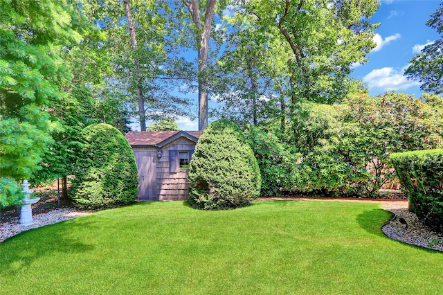 51 Glenridge Ave, Stony Brook, NY 11790 - view of grassy yard featuring a storage shed