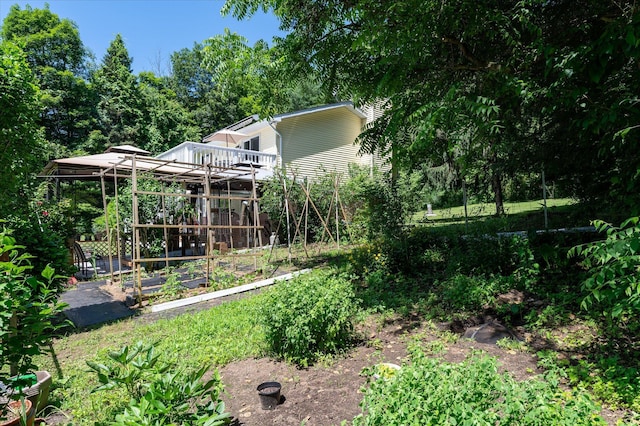 542 Peekskill Hollow Rd, Putnam Valley, NY 10579 - view of yard with a garden