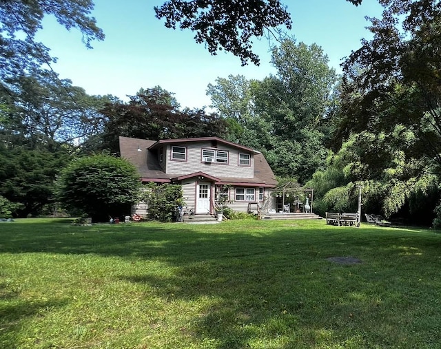 2 Briar Ln, Crompond, NY 10517 - view of front of house featuring a front lawn