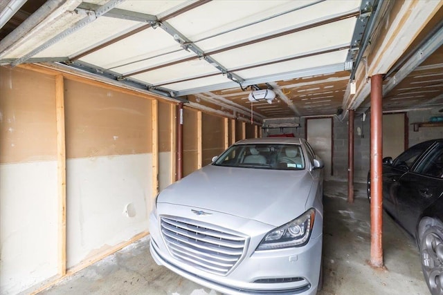 346 Richard Ct, Pomona, NY 10970 - parking deck with a garage door opener