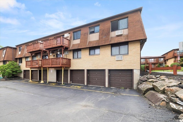 346 Richard Ct, Pomona, NY 10970 - view of property with an attached garage