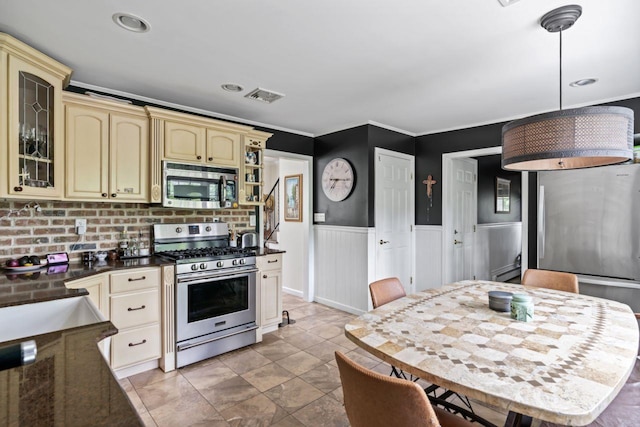 26 Johnston Ave, Northport, NY 11768 - photo 12